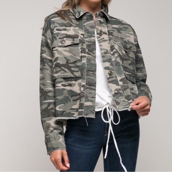 Mustard Seed Jackets & Blazers - MUSTARD SEED Medium Camo Army Jacket Shacket Button Down M